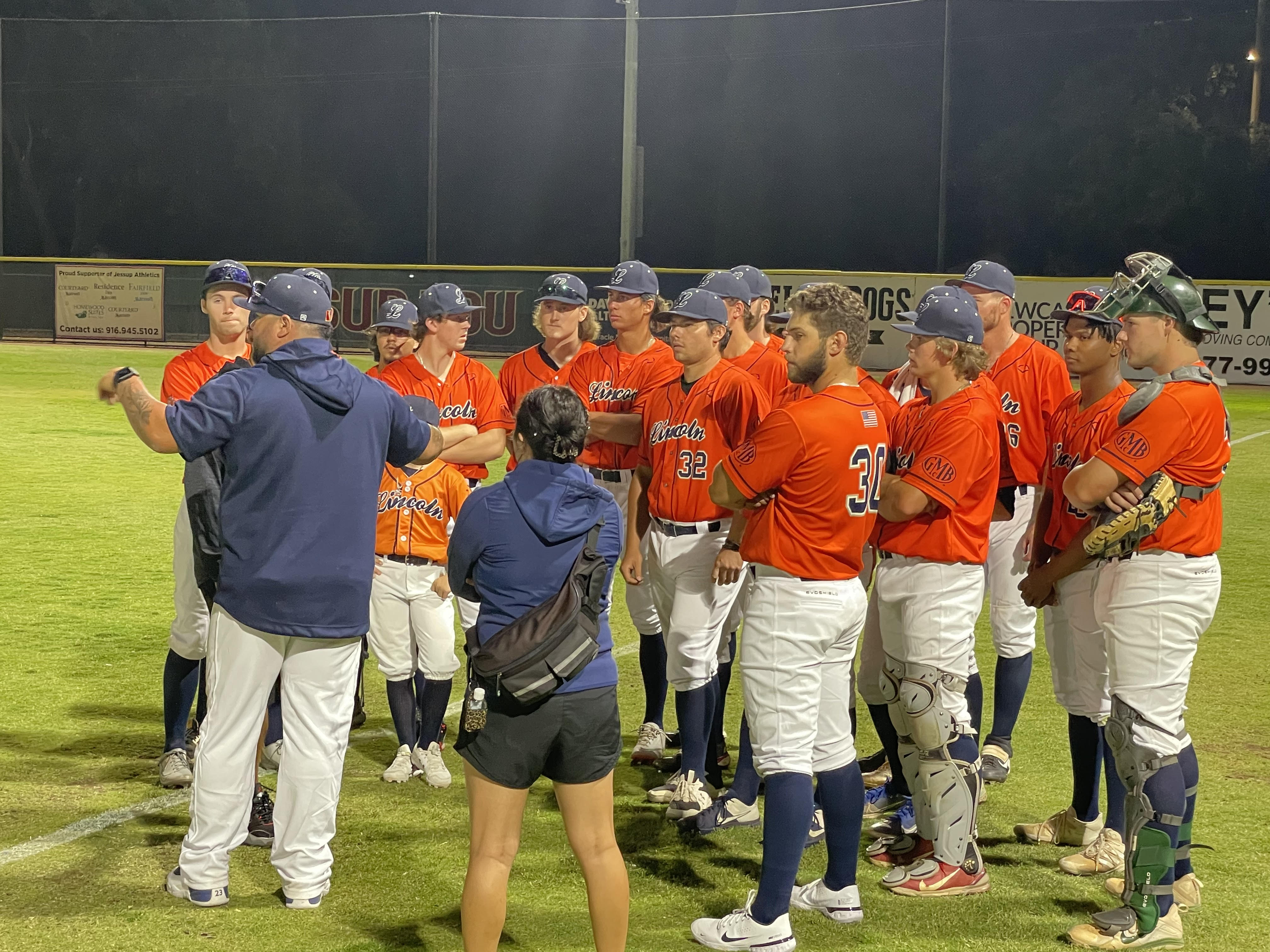 The Official site of the Lincoln Potters News